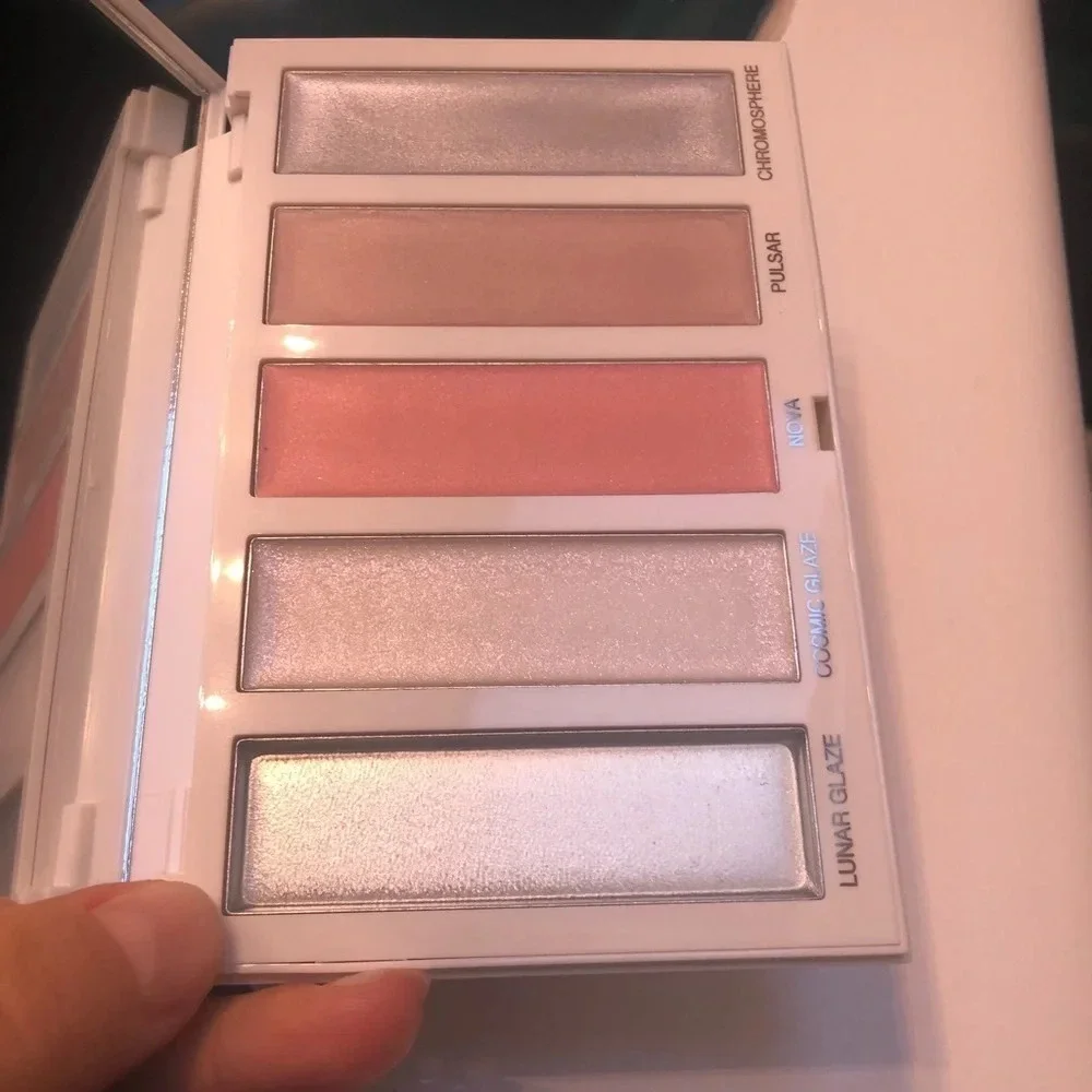 NIB SEPHORA DIMENSIONAL HIGHLIGHTING PALETTE